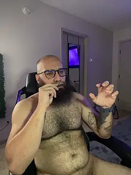 MastaWolfy's Webcam Show