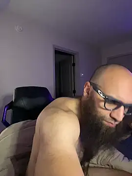 MastaWolfy's Live XXX Chat