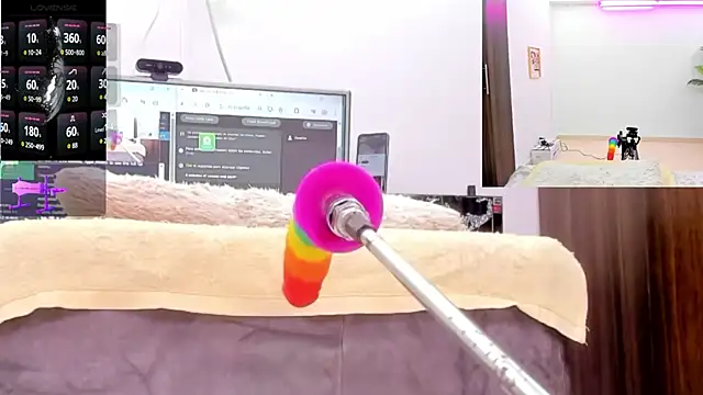 Paulina_Davis_ Pertunjukan Webcam