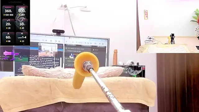 Paulina_Davis_ 网络视讯表演