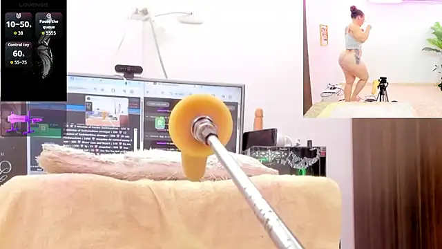 Paulina_Davis_ – Kamerová šou