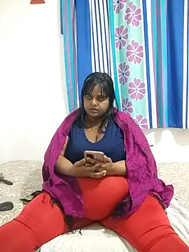 SusanaEshwar Chat XXX in diretta