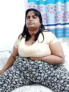 SusanaEshwar Adlı Modelin Canlı XXX Sohbeti