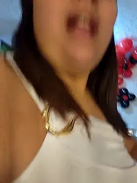 LizzRouse Chat XXX live