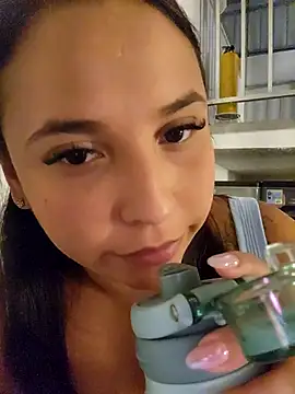Chat XXX en directo de LizzRouse