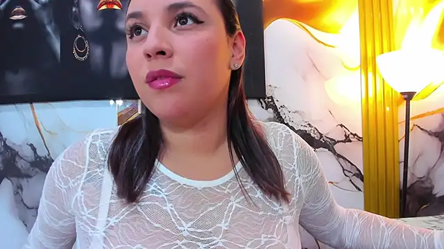 Chatroom XXX en direct de LizzRouse