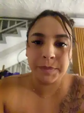 LizzRouse Chat XXX in diretta