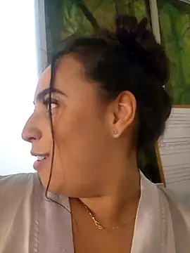 دردشة LizzRouse الجنسية المباشرة
