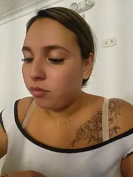 LizzRouse – Naživo XXX chat