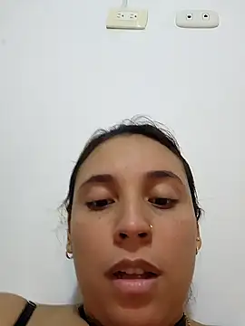 LizzRouse Chat XXX in diretta
