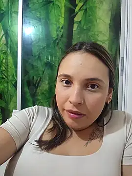 Chat +18 de LizzRouse ao vivo
