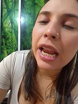 LizzRouse Live XXX-Chat