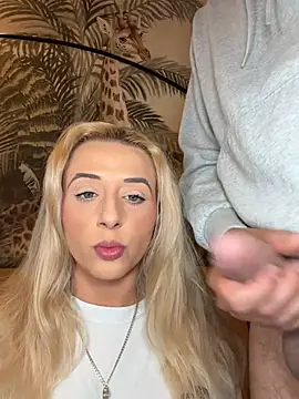 Strongqueen লাইভ XXX চ্যাট