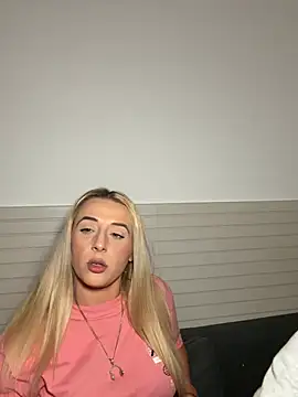Strongqueen Webcam show