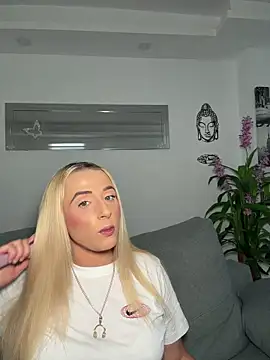 عرض كام Strongqueen