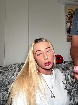 عرض كام Strongqueen