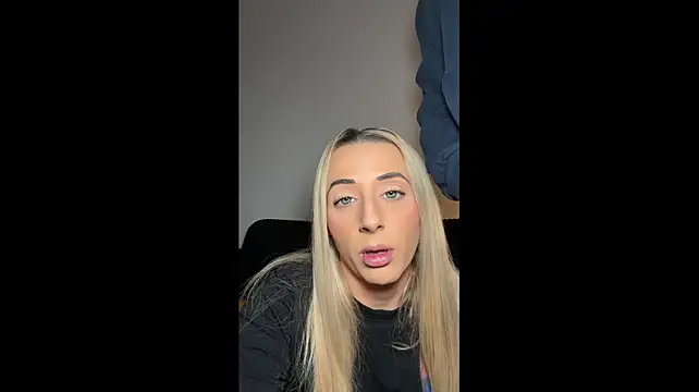 Strongqueen 라이브 XXX 채팅