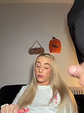 Strongqueen Show in webcam