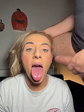 Show de Strongqueen na webcam