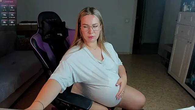 Pregnantariana Show Webcam