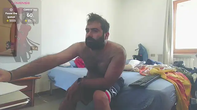 הופעת וובקאם של Attila985
