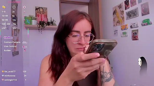 Chat +18 de linda_giggle ao vivo