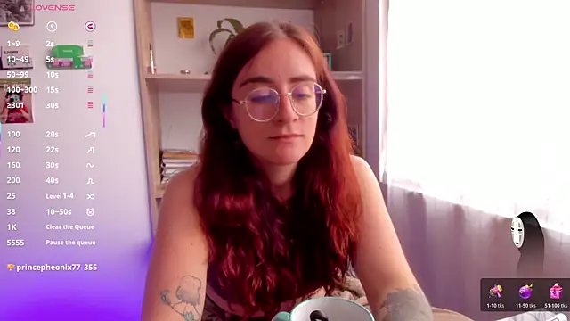 Chat +18 de linda_giggle ao vivo