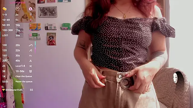 צ'אט XXX בשידור חי של linda_giggle