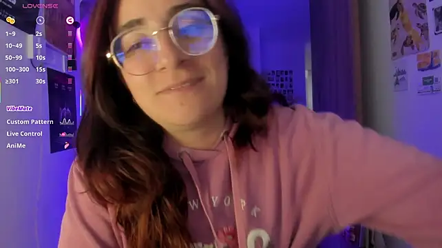 צ'אט XXX בשידור חי של linda_giggle