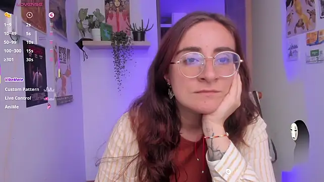 XXX chat uživo modela linda_giggle