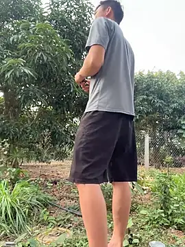 X-manh Show in webcam