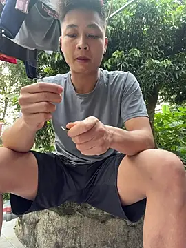 Naughty___asian Webcam-Show