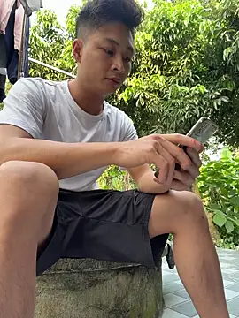 Naughty___asian Webcam-Show