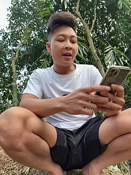 Naughty___asian – Kamerová šou