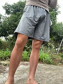 Naughty___asian 在線直播表演