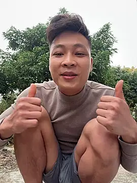 Show modela Naughty___asian na web-kameri