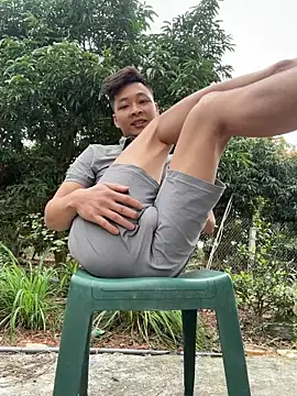 Naughty___asian Webcam Show