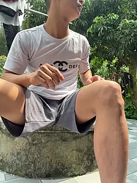 Naughty___asian's Webcam Show