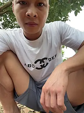 Pokazy przed kamerką – Naughty___asian