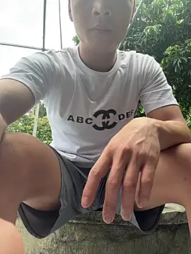 Naughty___asian's Webcam Show