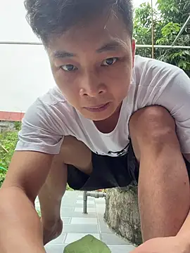 Naughty___asian: διαδικτυακό σόου στην κάμερα