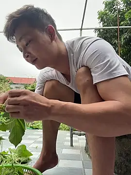 Naughty___asian Show in webcam