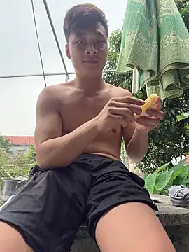 Naughty___asiann Webbikameraesitys