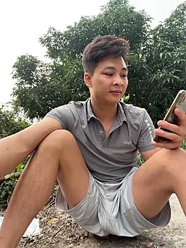 Naughty___asian Show in webcam