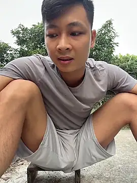 Pokazy przed kamerką – Naughty___asian