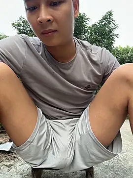 Naughty___asian 网络视讯表演