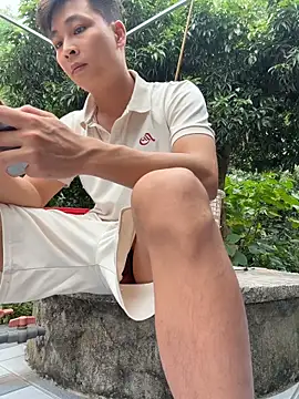 Naughty___asian Show Webcam