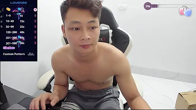 Show de Naughty___asian na webcam