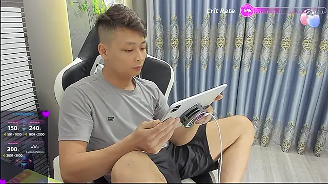 Naughty___asian 웹캠 쇼