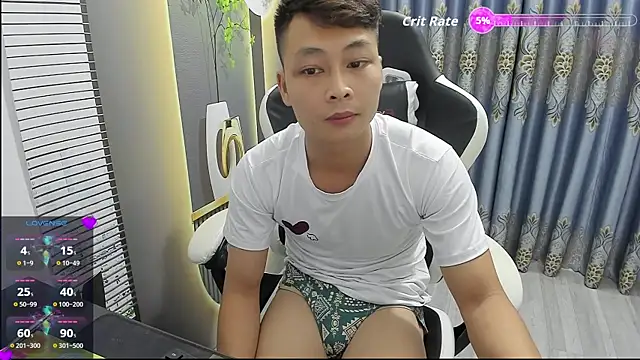 Naughty___asian Webcam-Show
